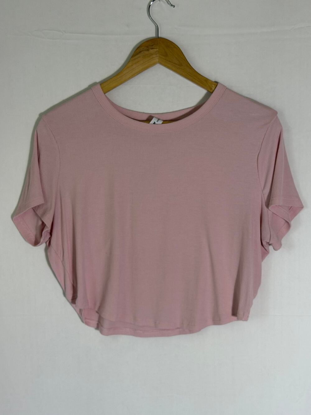 All In Motion Pink Ribbed Cropped Active Tee Women’s Short Sleeve Workout Top - Picture 1 of 5